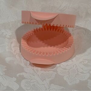 NEW!  Tupperware Pink Mini Pie/Pastry Maker